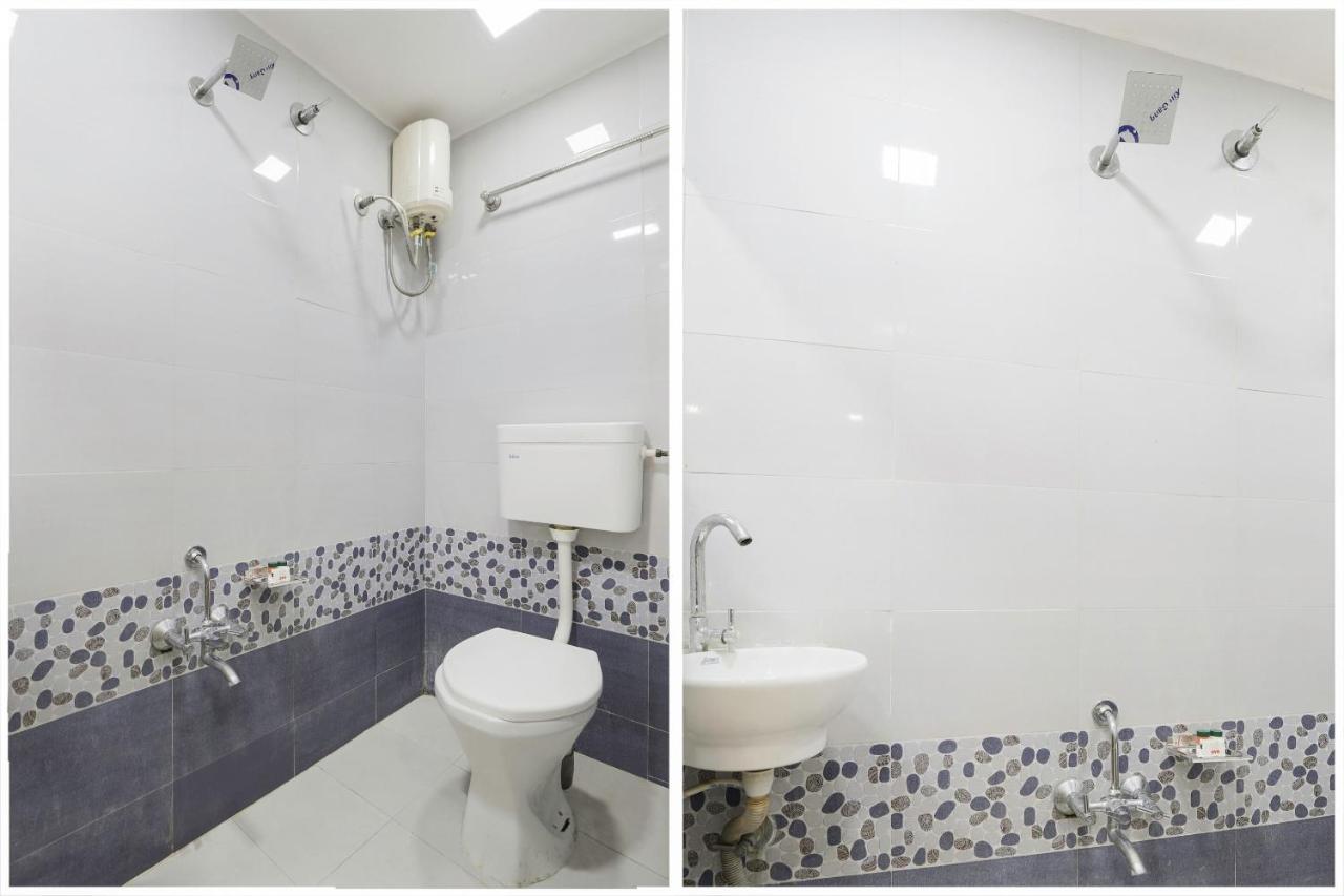 Oyo Hotel D Veeray Ahmedabad Exteriör bild